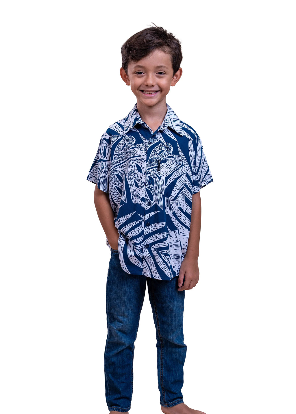 Petit garçon portant une chemise polynésienne Bamboo Kultur
