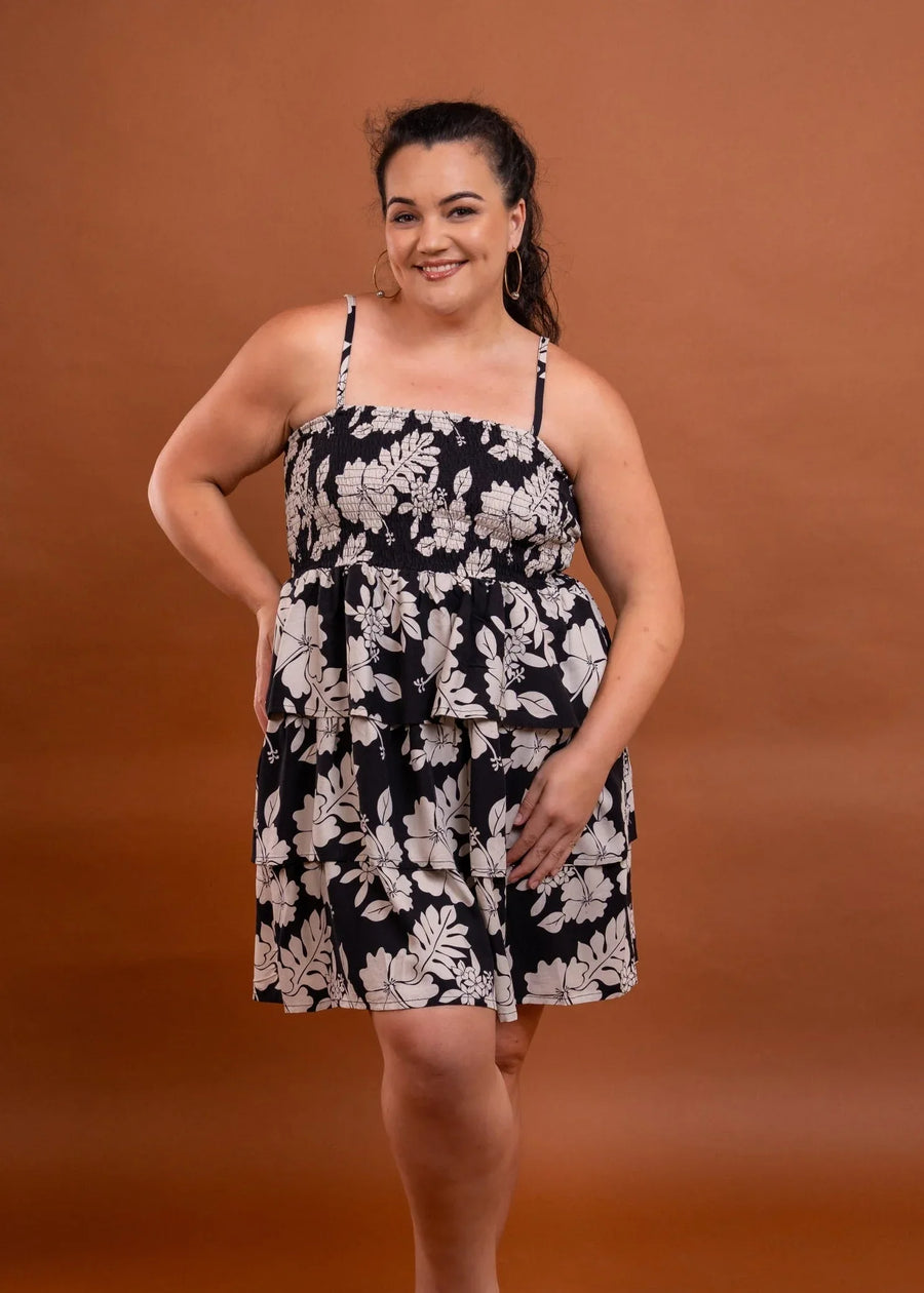 Robe Heilani courte femme motif bloom noir polynésien - Bamboo Kultur