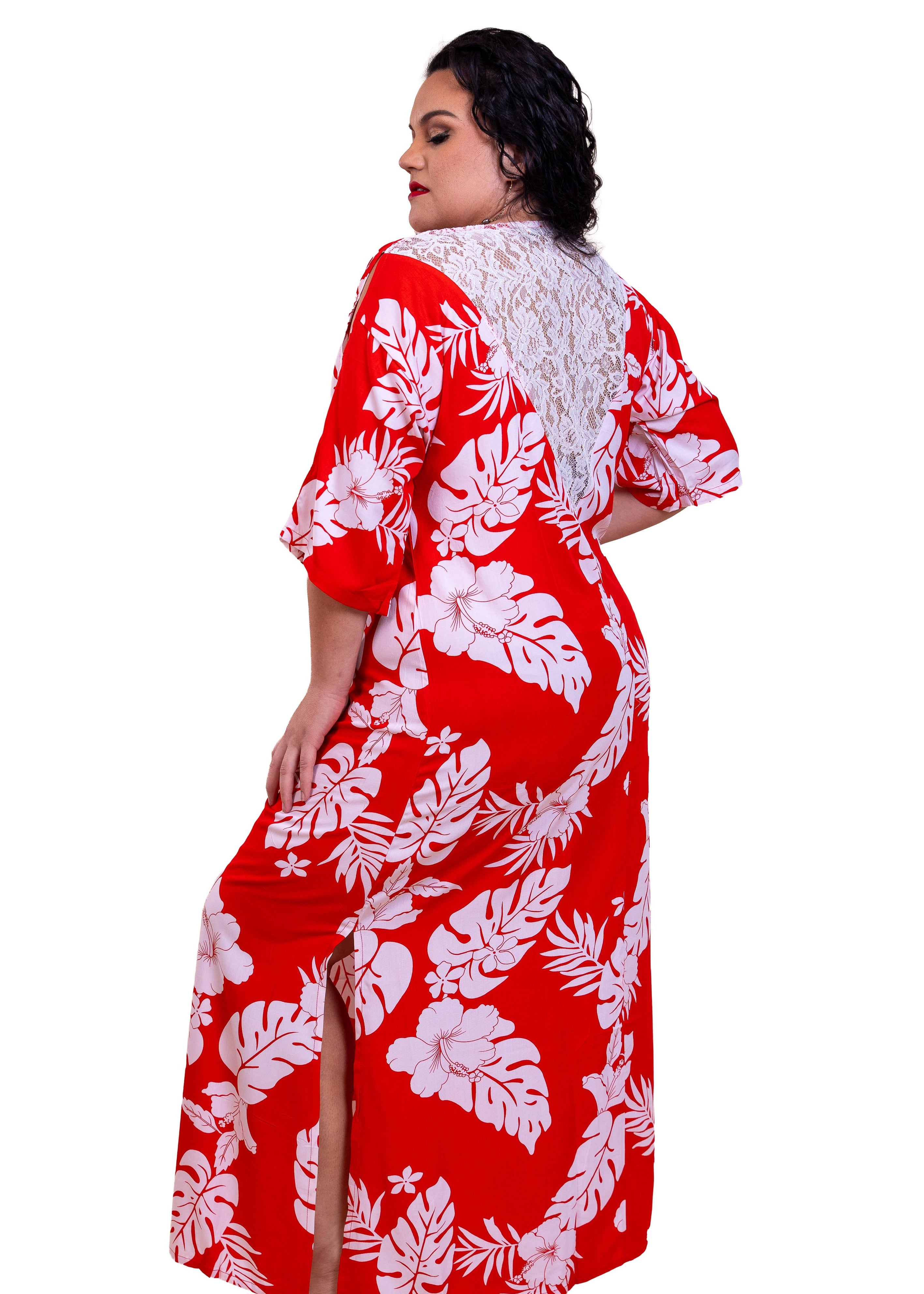 Reanui wearing the Teavei dress bamboo kultur model in Red  and White hibiscus patterns